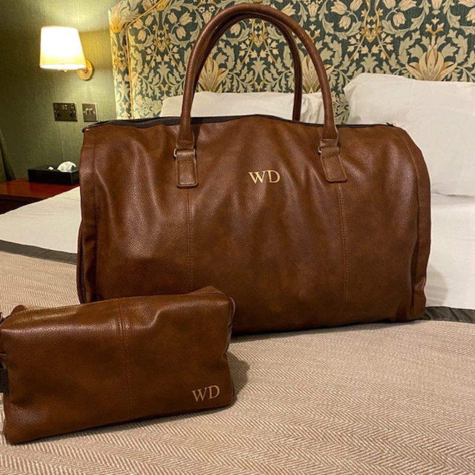 Suit Holdall Carrier & Wash Bag Set